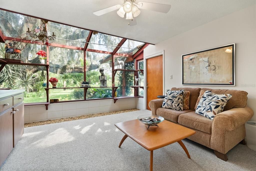 For Sale: $680,000 (4 beds, 2 baths, 2868 Square Feet)