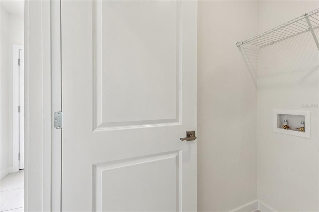 Active With Contract: $309,990 (3 beds, 2 baths, 1480 Square Feet)