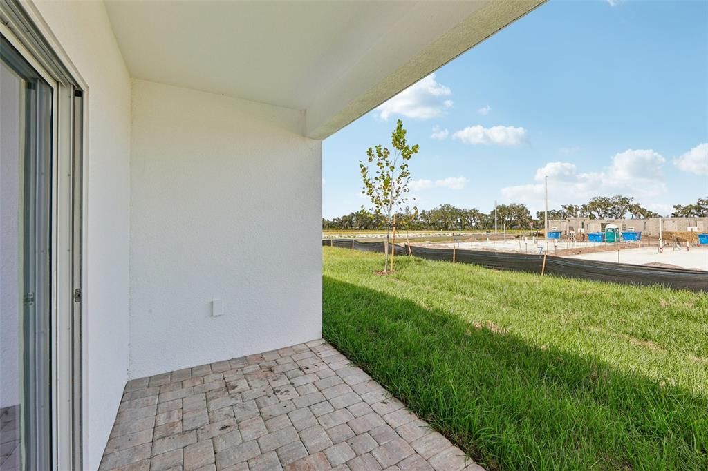 Active With Contract: $309,990 (3 beds, 2 baths, 1480 Square Feet)