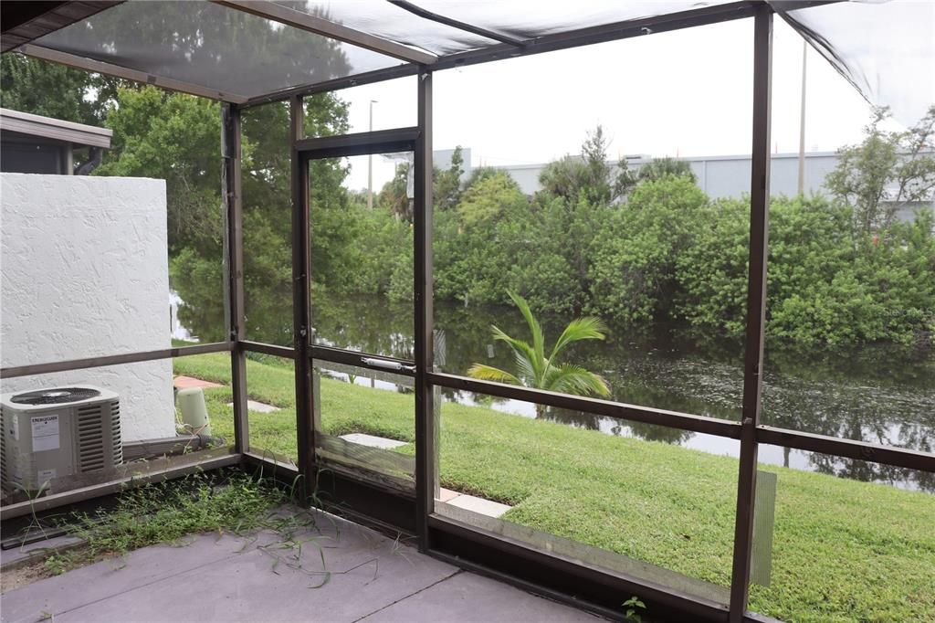 Под контрактом: $1,300 (2 спален, 2 ванн, 1116 Квадратных фут)