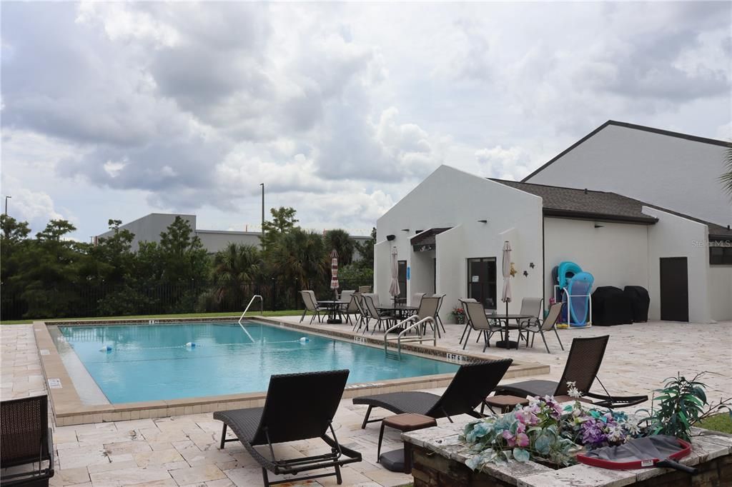 Под контрактом: $1,300 (2 спален, 2 ванн, 1116 Квадратных фут)