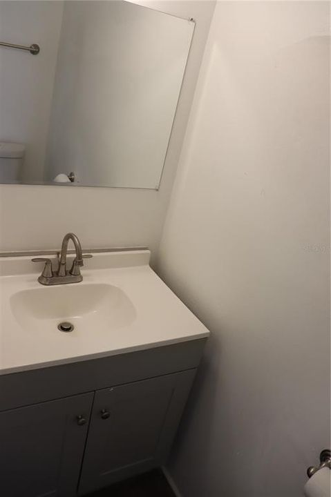 Под контрактом: $1,300 (2 спален, 2 ванн, 1116 Квадратных фут)