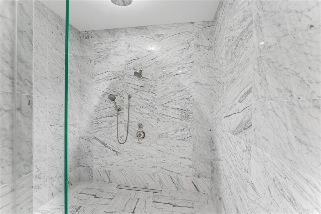 En Venta: $6,499,000 (4 camas, 5 baños, 5567 Pies cuadrados)