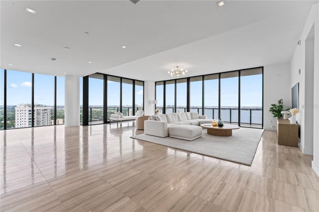 En Venta: $6,499,000 (4 camas, 5 baños, 5567 Pies cuadrados)