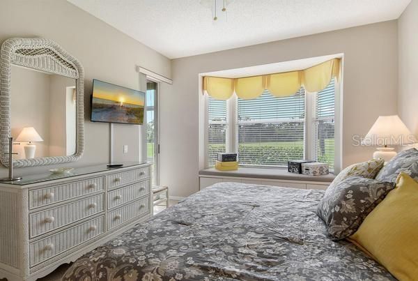 For Rent: $5,000 (2 beds, 2 baths, 1333 Square Feet)