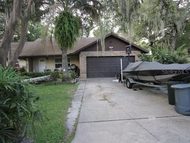 Под контрактом: $270,000 (3 спален, 2 ванн, 1648 Квадратных фут)