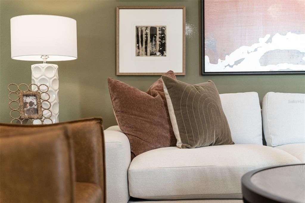 待售: $272,715 (3 贝兹, 2 浴室, 1693 平方英尺)