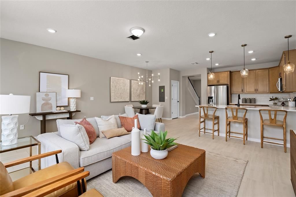 Active With Contract: $460,690 (4 beds, 3 baths, 1847 Square Feet)