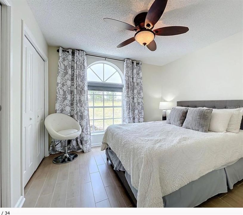 For Sale: $580,000 (3 beds, 2 baths, 1996 Square Feet)