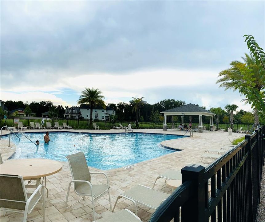 For Sale: $479,000 (3 beds, 2 baths, 1874 Square Feet)