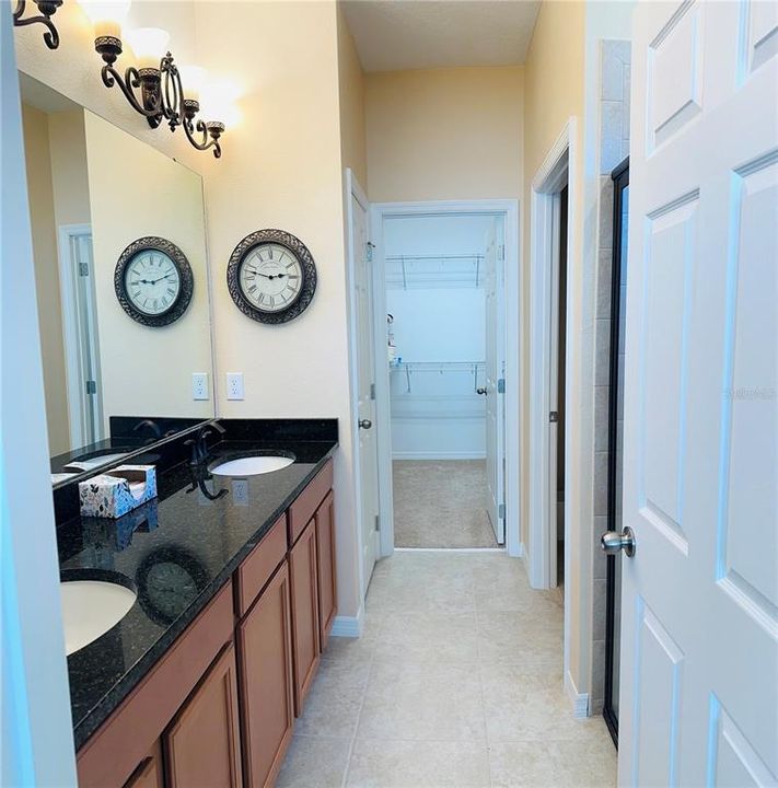 For Sale: $479,000 (3 beds, 2 baths, 1874 Square Feet)