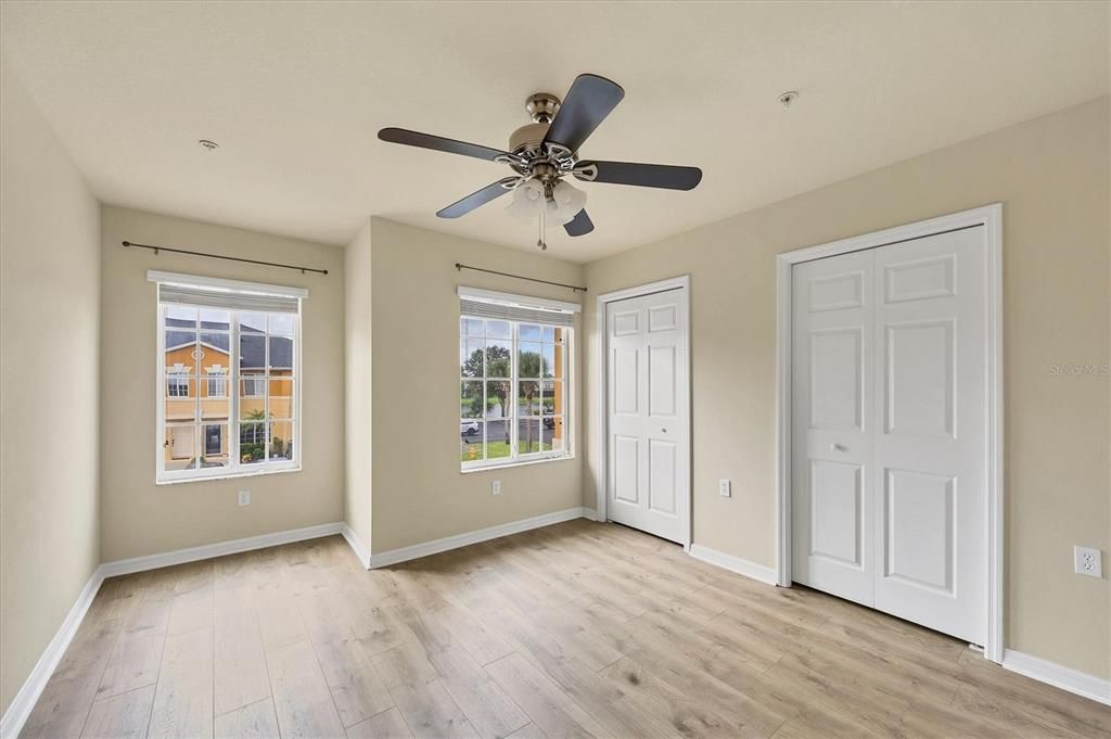 На продажу: $215,000 (2 спален, 2 ванн, 1539 Квадратных фут)