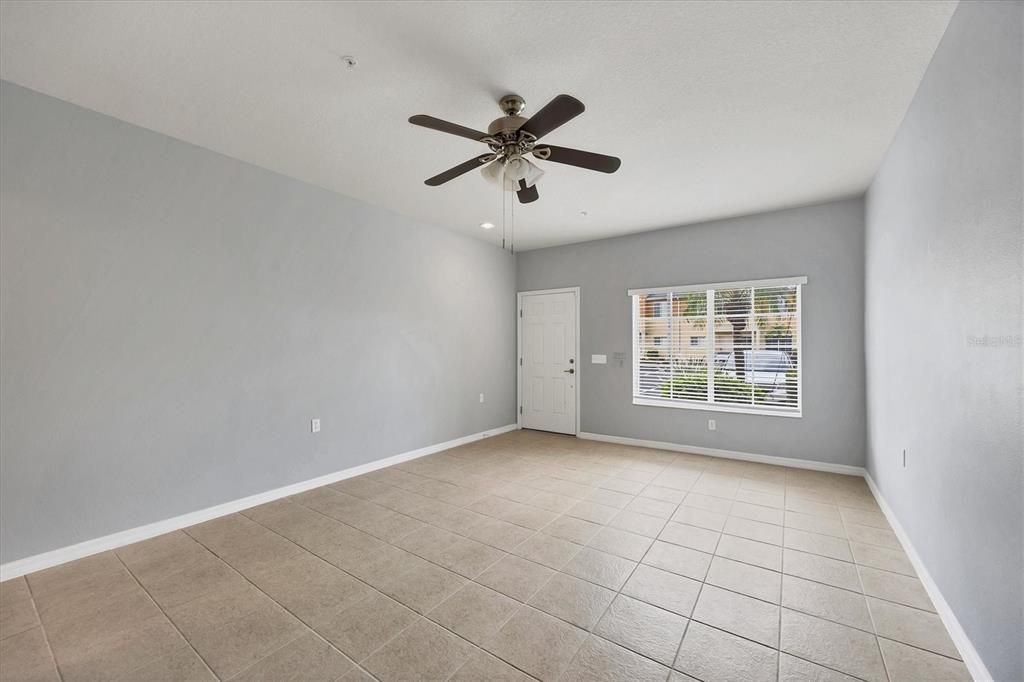 На продажу: $215,000 (2 спален, 2 ванн, 1539 Квадратных фут)