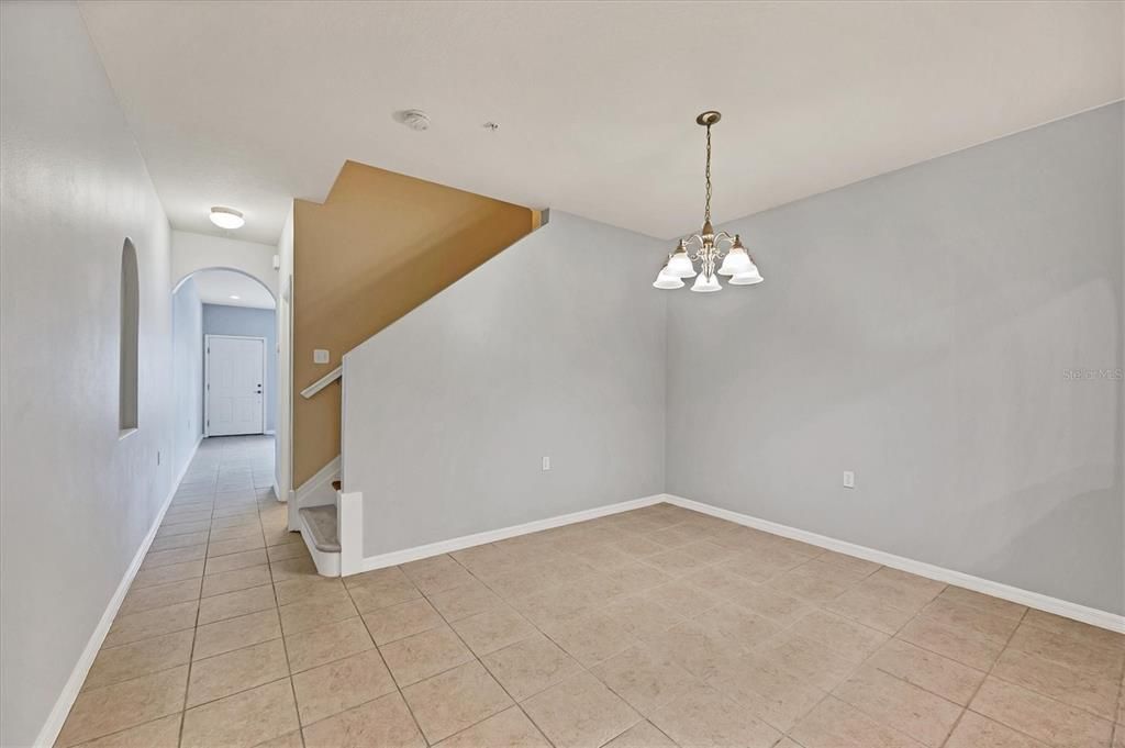 На продажу: $215,000 (2 спален, 2 ванн, 1539 Квадратных фут)