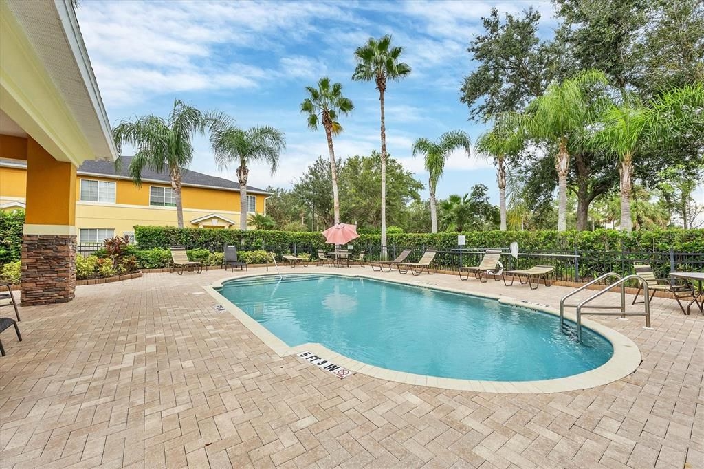 На продажу: $215,000 (2 спален, 2 ванн, 1539 Квадратных фут)