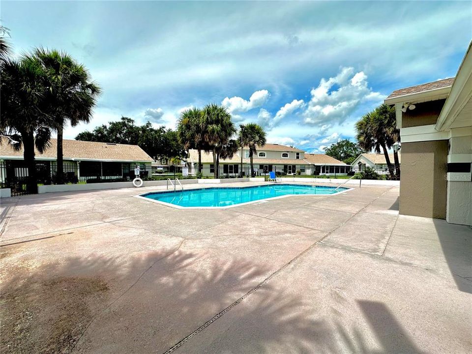 Active With Contract: $270,000 (3 beds, 2 baths, 1163 Square Feet)