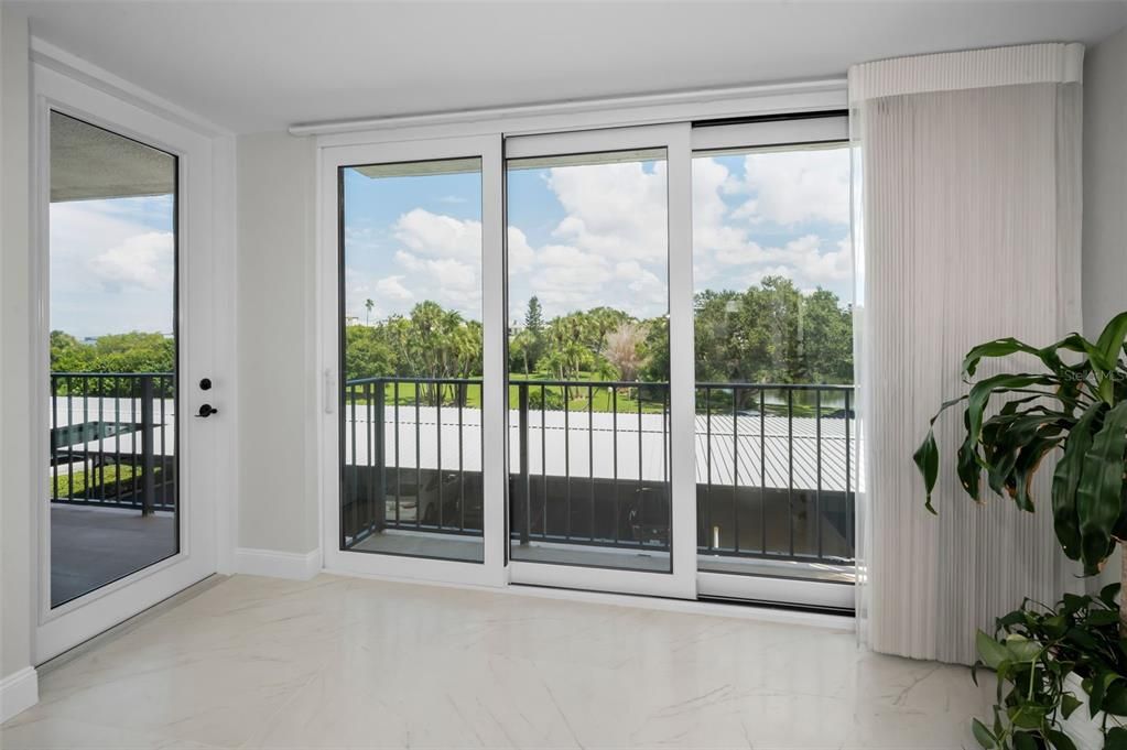 На продажу: $498,500 (2 спален, 2 ванн, 1395 Квадратных фут)