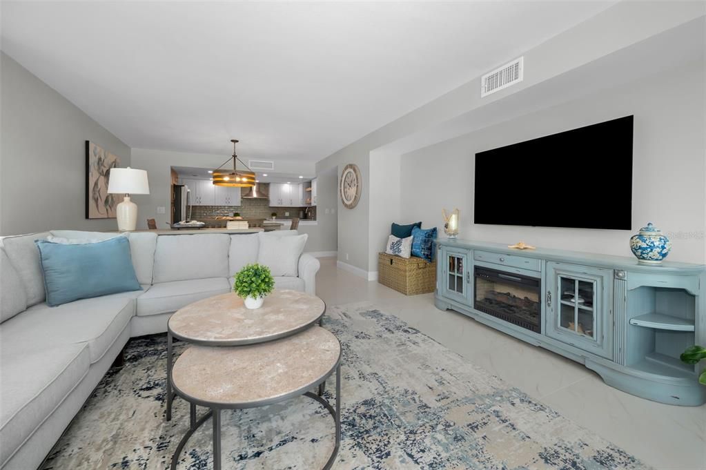 На продажу: $498,500 (2 спален, 2 ванн, 1395 Квадратных фут)