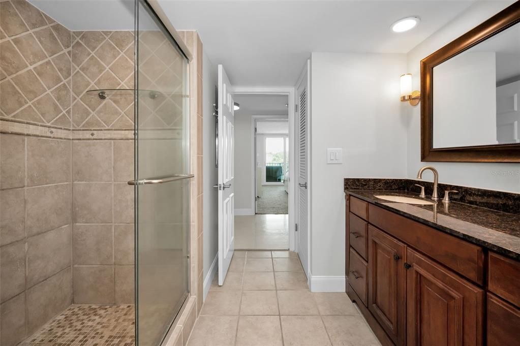 На продажу: $498,500 (2 спален, 2 ванн, 1395 Квадратных фут)