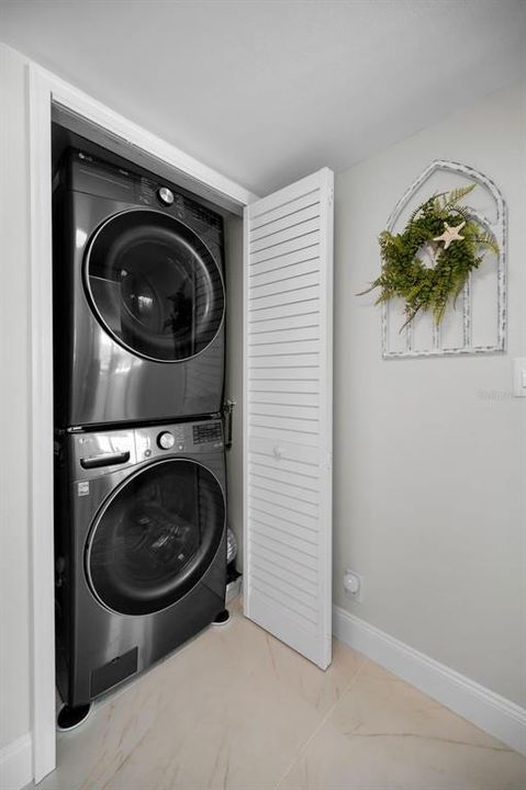 На продажу: $498,500 (2 спален, 2 ванн, 1395 Квадратных фут)