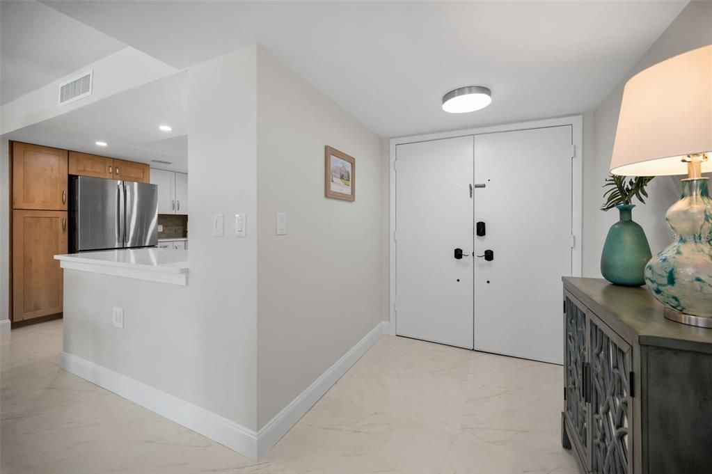 На продажу: $498,500 (2 спален, 2 ванн, 1395 Квадратных фут)