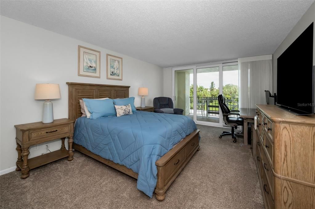 На продажу: $498,500 (2 спален, 2 ванн, 1395 Квадратных фут)