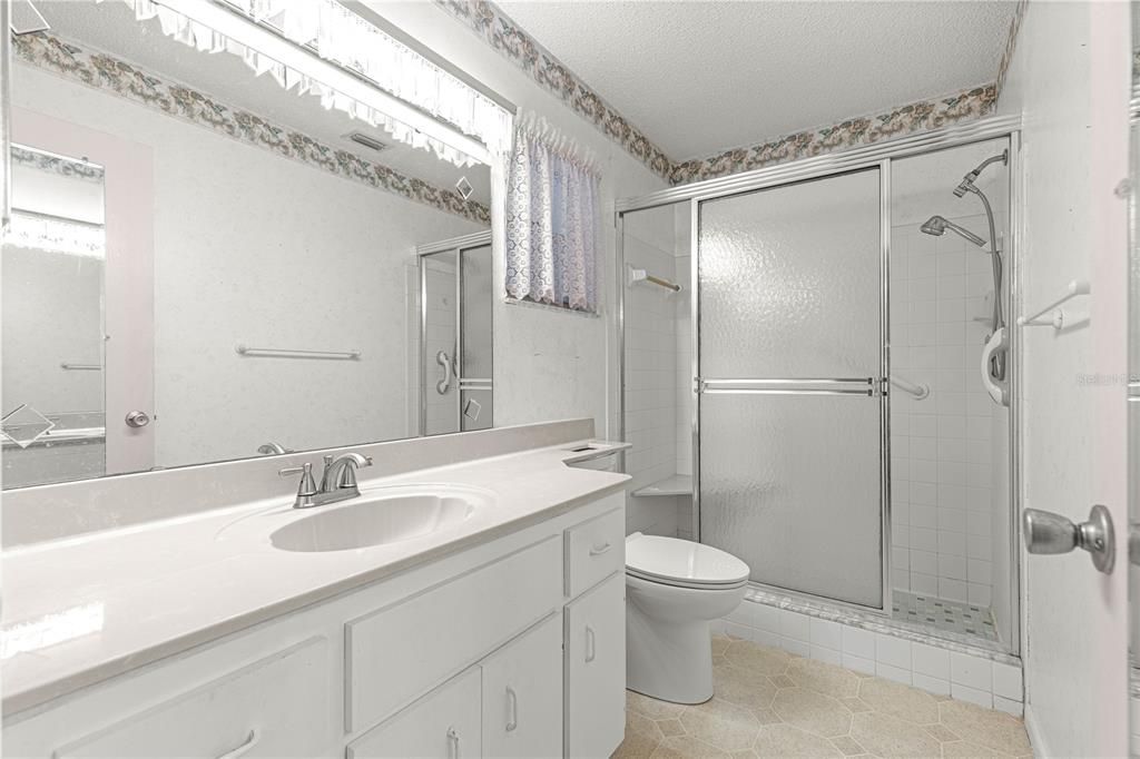 Active With Contract: $145,000 (2 beds, 2 baths, 1748 Square Feet)