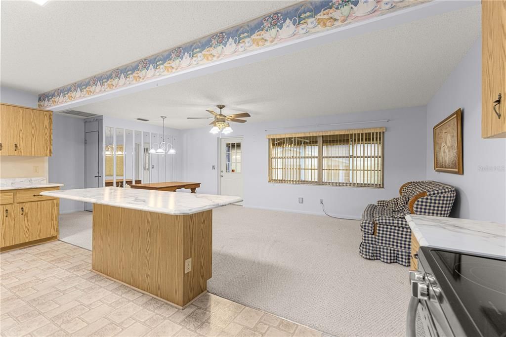 Active With Contract: $145,000 (2 beds, 2 baths, 1748 Square Feet)