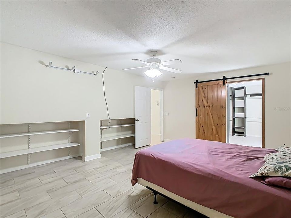 待售: $310,000 (4 贝兹, 3 浴室, 2101 平方英尺)