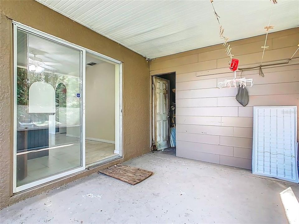 待售: $310,000 (4 贝兹, 3 浴室, 2101 平方英尺)