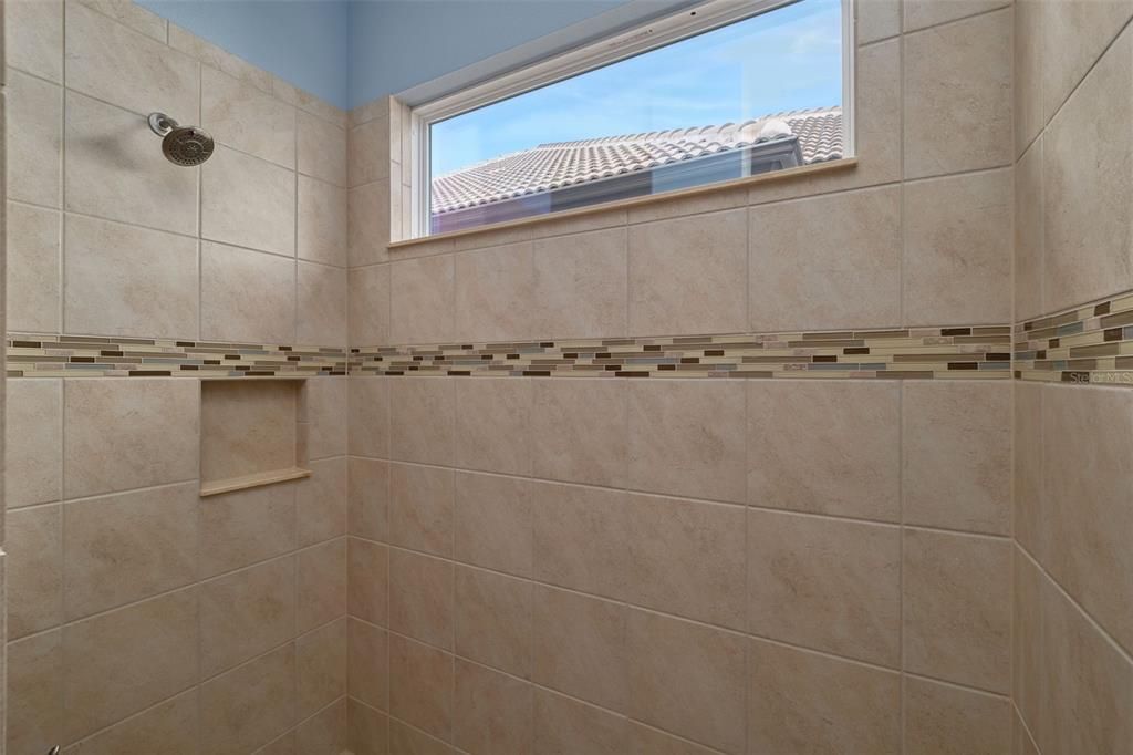 待售: $699,998 (3 贝兹, 2 浴室, 2281 平方英尺)