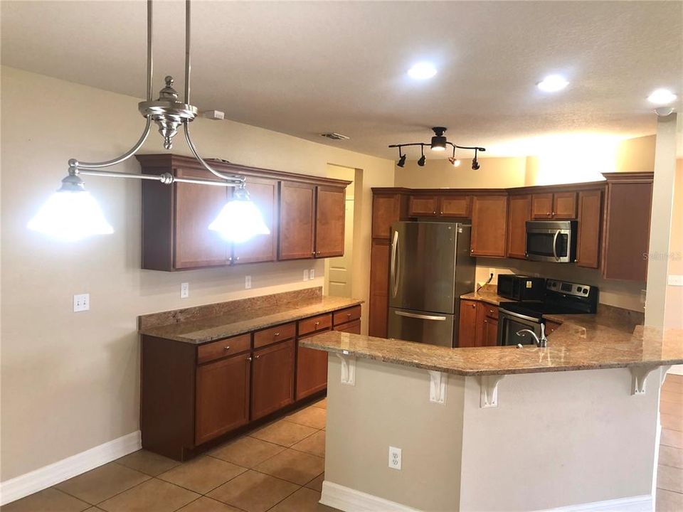 В аренду: $1,900 (3 спален, 2 ванн, 1733 Квадратных фут)