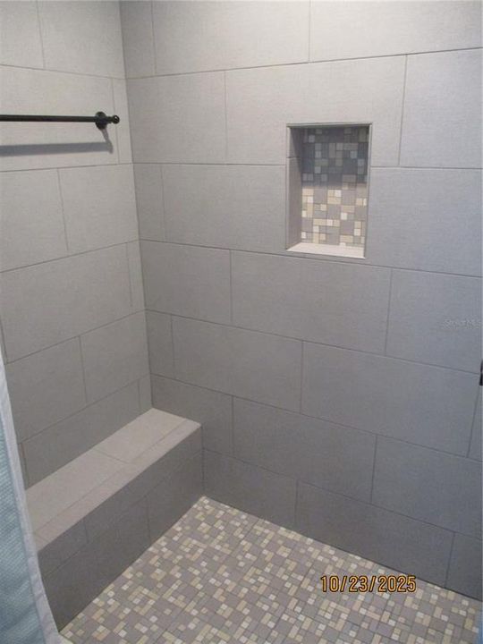 Active With Contract: $276,900 (2 beds, 2 baths, 1216 Square Feet)