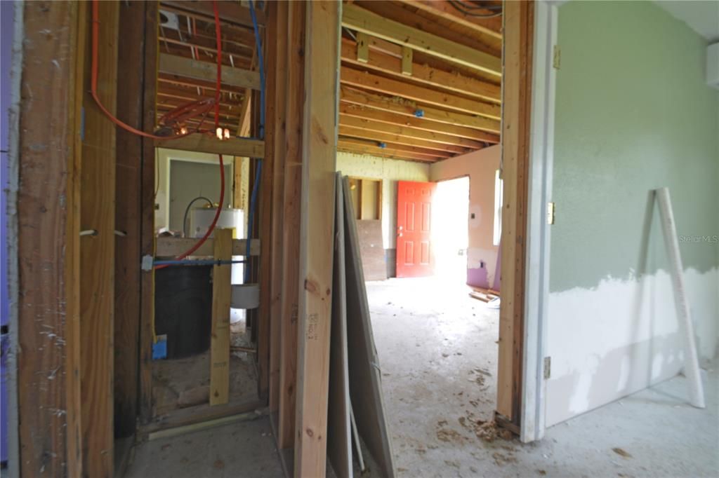 На продажу: $125,000 (2 спален, 1 ванн, 948 Квадратных фут)