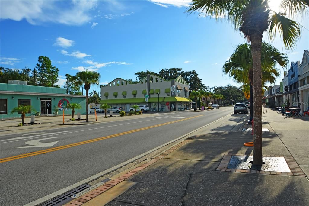 На продажу: $125,000 (2 спален, 1 ванн, 948 Квадратных фут)