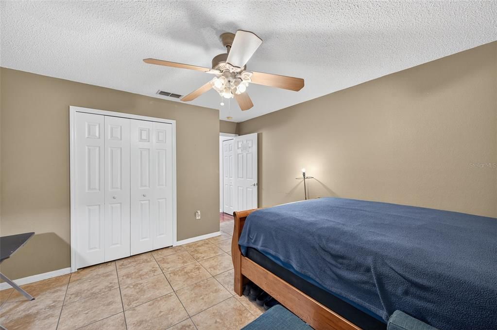 Под контрактом: $330,000 (3 спален, 2 ванн, 1506 Квадратных фут)