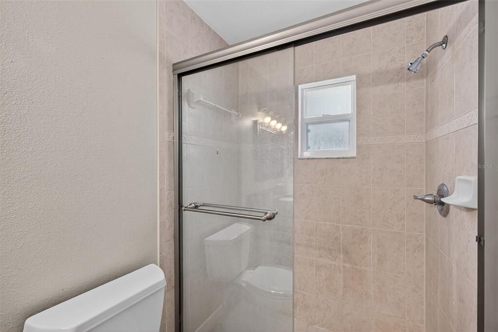 Под контрактом: $330,000 (3 спален, 2 ванн, 1506 Квадратных фут)