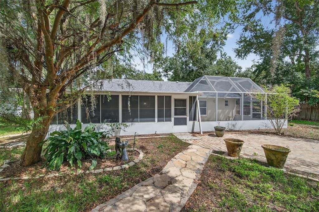 Под контрактом: $330,000 (3 спален, 2 ванн, 1506 Квадратных фут)