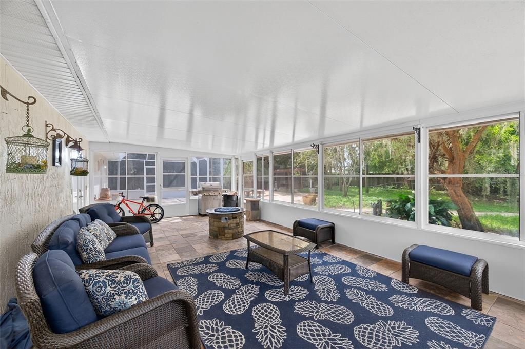 Под контрактом: $330,000 (3 спален, 2 ванн, 1506 Квадратных фут)