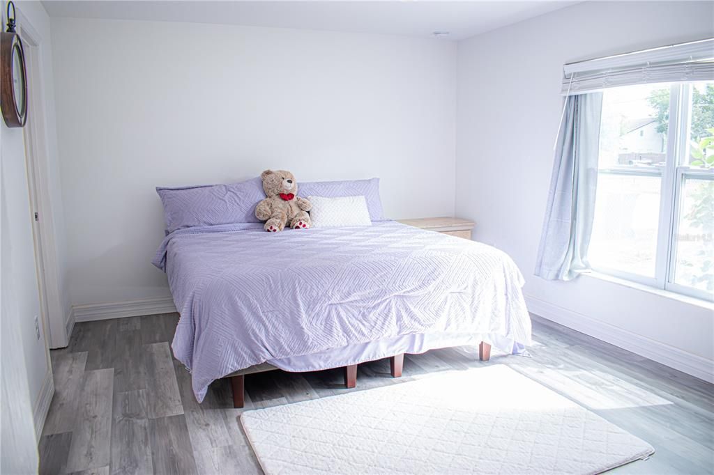 For Rent: $1,850 (3 beds, 2 baths, 1272 Square Feet)