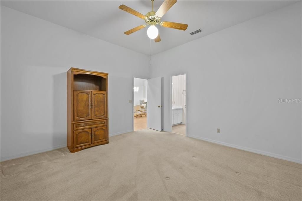 待售: $225,000 (2 贝兹, 2 浴室, 1185 平方英尺)