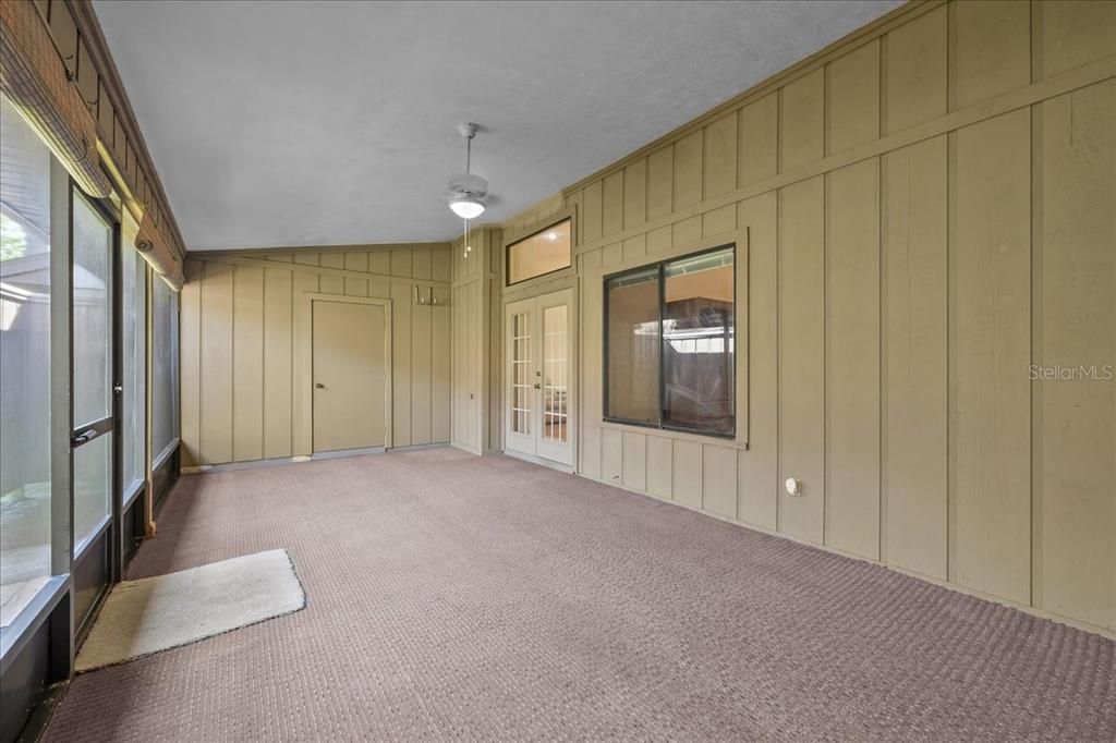 待售: $225,000 (2 贝兹, 2 浴室, 1185 平方英尺)