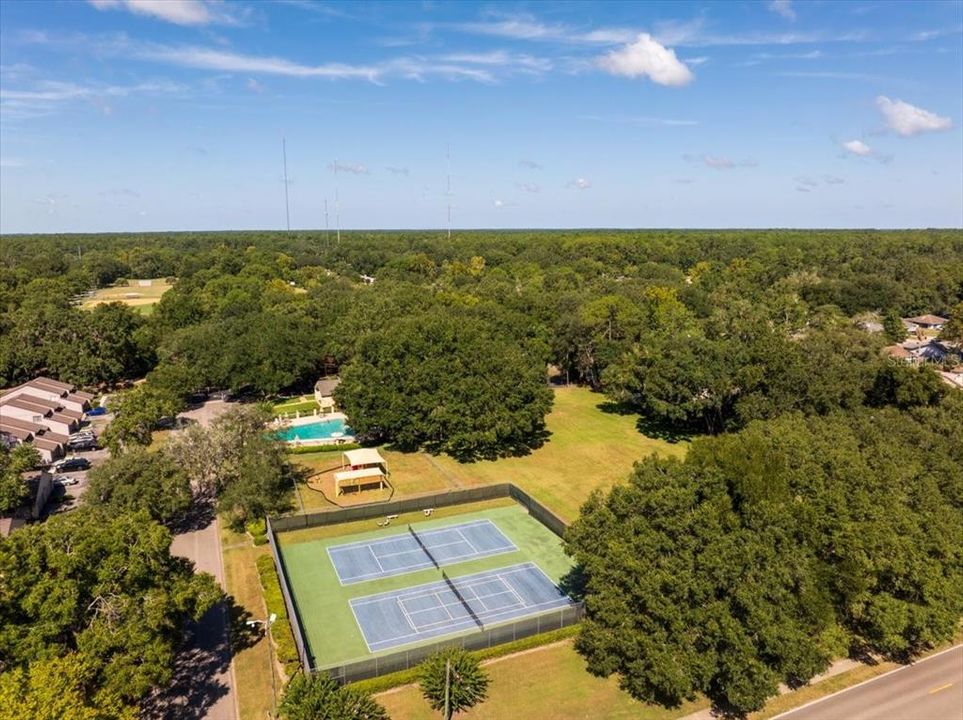 待售: $225,000 (2 贝兹, 2 浴室, 1185 平方英尺)