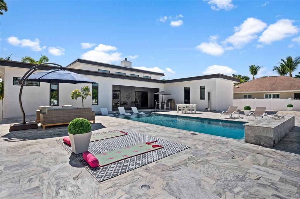 Active With Contract: $1,735,000 (3 beds, 3 baths, 2718 Square Feet)