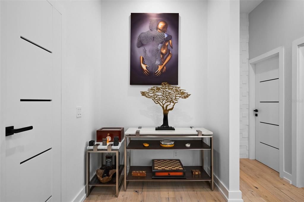 Active With Contract: $1,735,000 (3 beds, 3 baths, 2718 Square Feet)