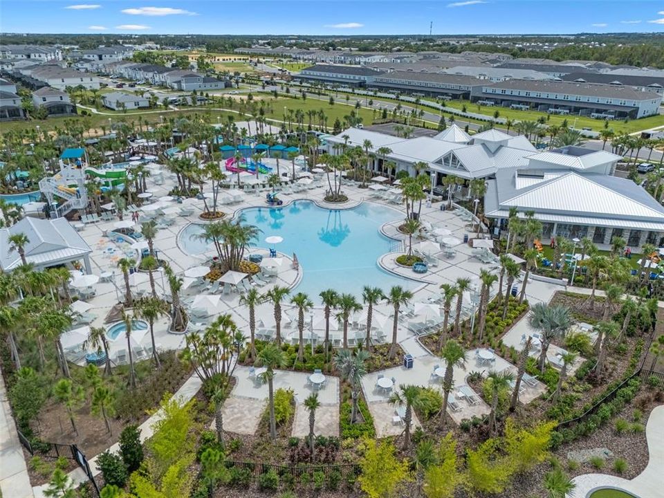 待售: $925,000 (8 贝兹, 6 浴室, 4034 平方英尺)