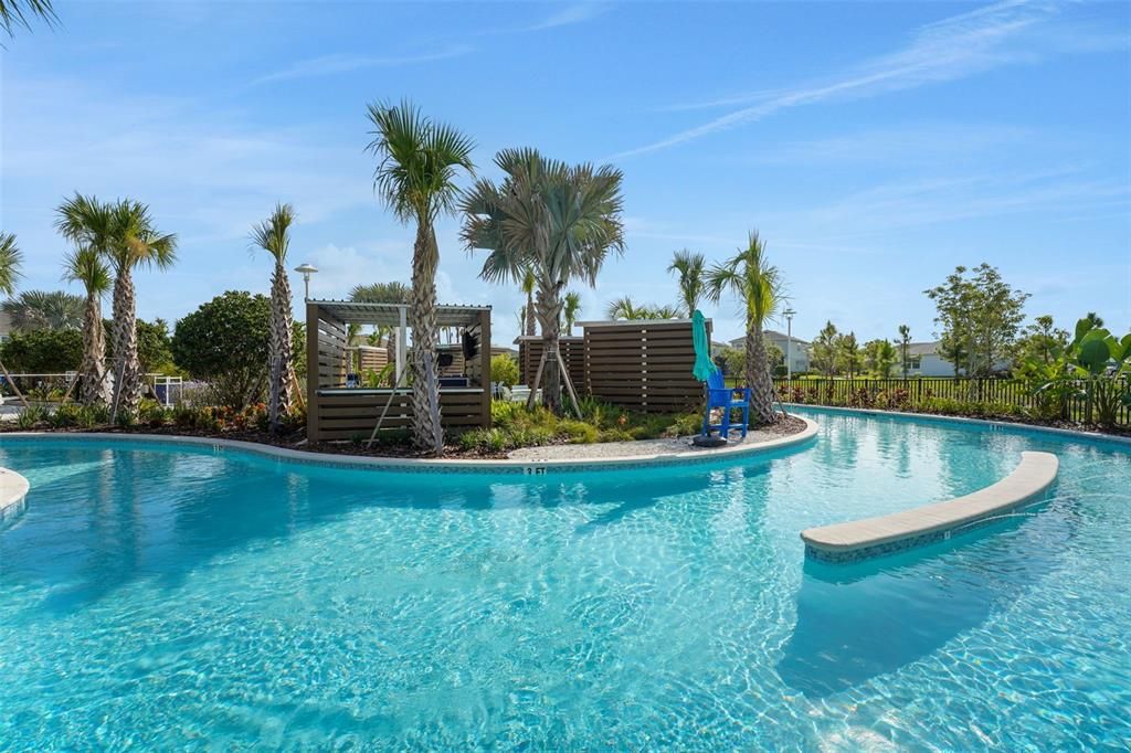 待售: $925,000 (8 贝兹, 6 浴室, 4034 平方英尺)