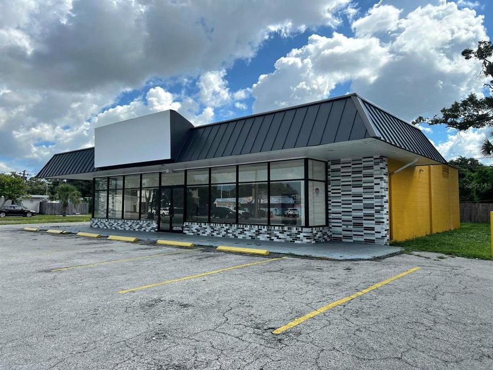 待售: $54,000 (0 贝兹, 0 浴室, 2592 平方英尺)