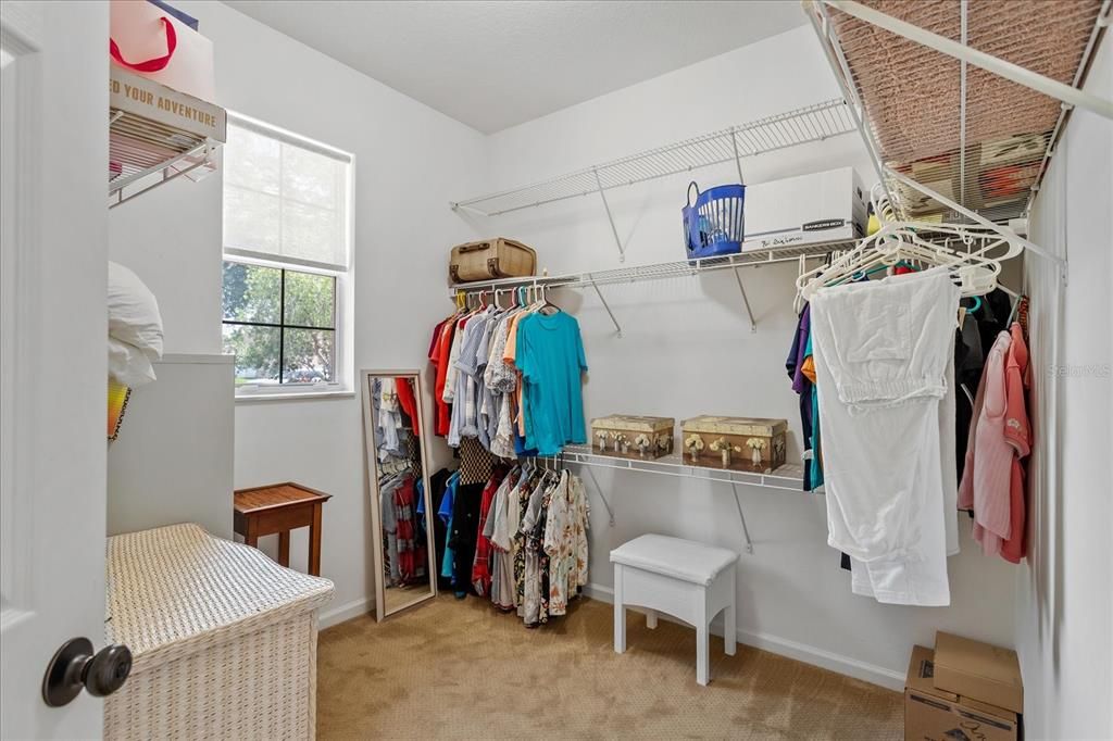 На продажу: $520,000 (3 спален, 2 ванн, 2017 Квадратных фут)