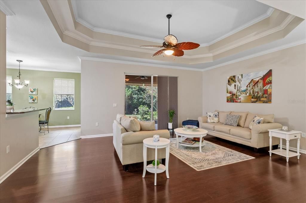 На продажу: $520,000 (3 спален, 2 ванн, 2017 Квадратных фут)